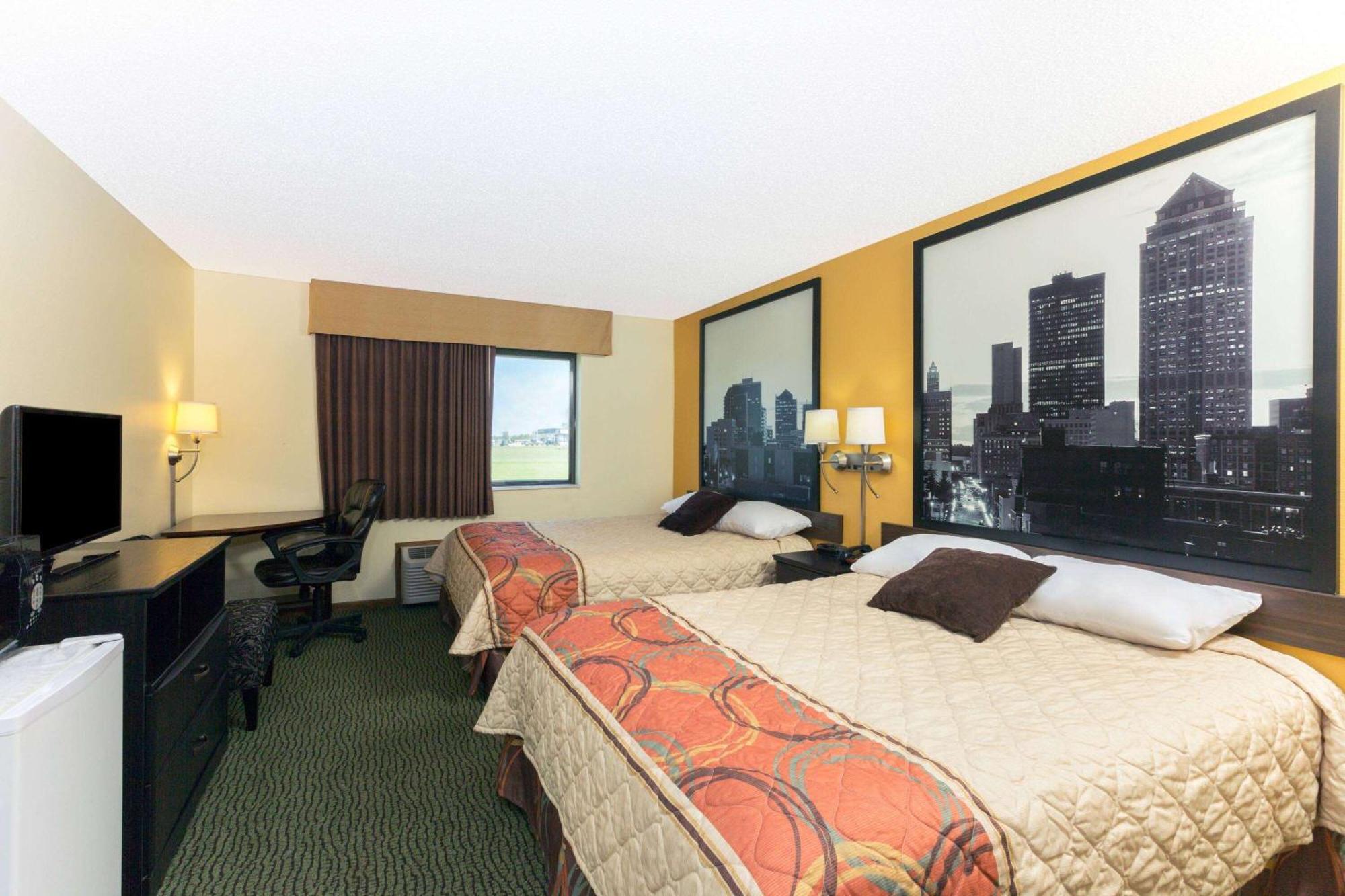 Hotel Super 8 By Wyndham Perry Ia Zewnętrze zdjęcie